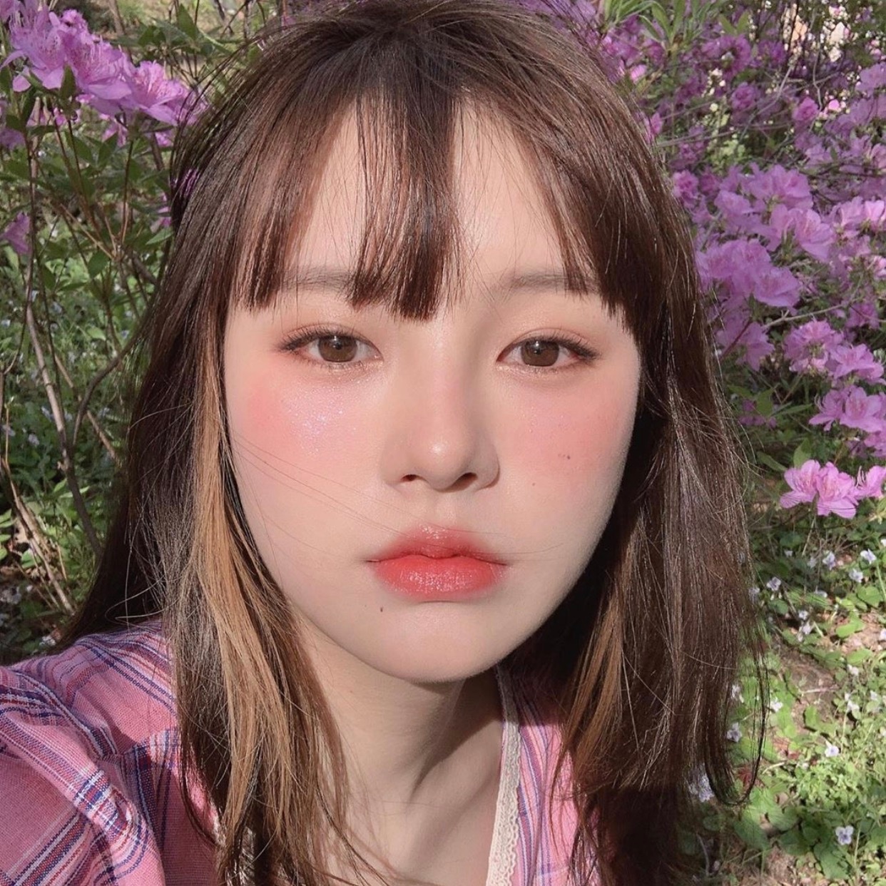 综合婷婷丁香美女照片