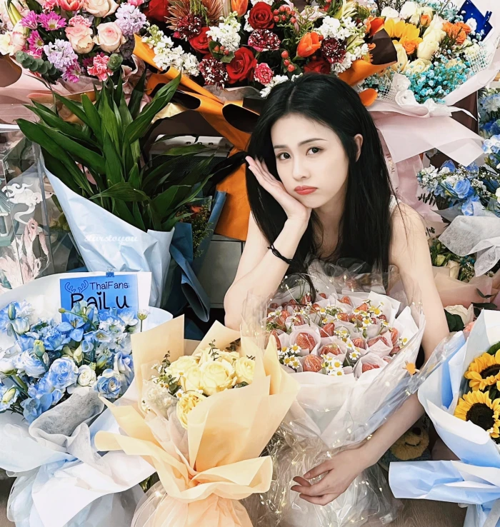 美女头像真人_美女头像真人微信