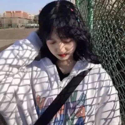 美女头像ai_美女头像真人