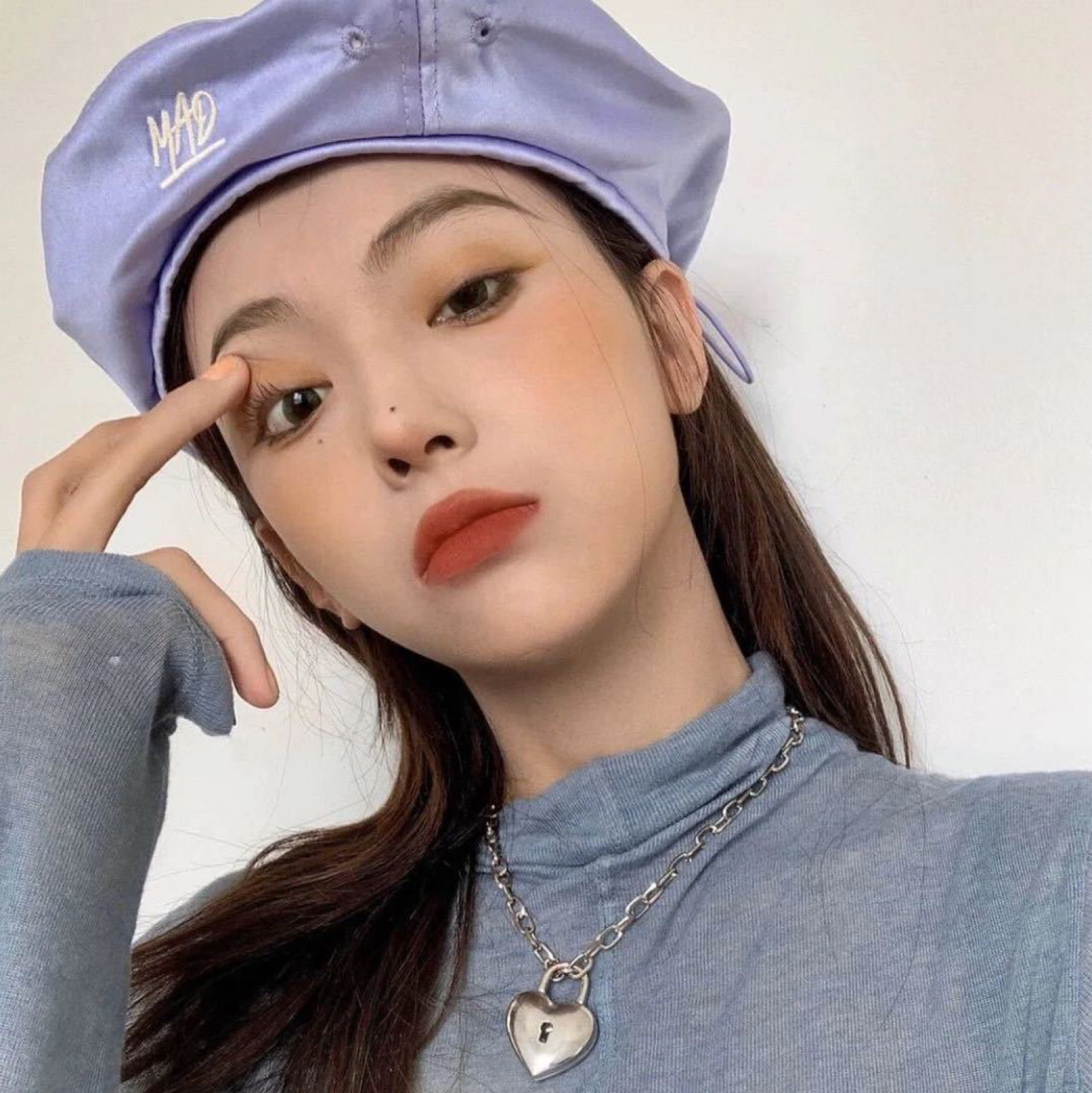美女头像真人背影_美女头像