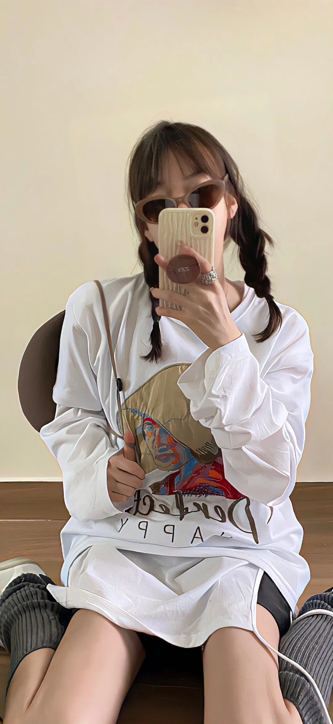 美女照片游泳卡通_美女照片。