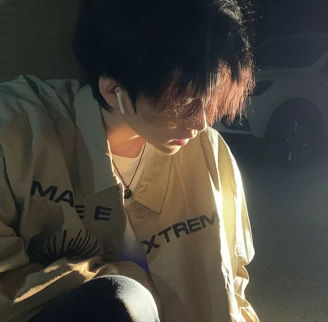 美女壁纸_美女自拍
