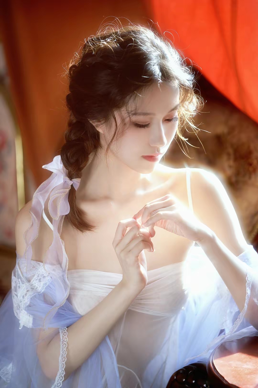 美女壁纸吴宣仪这身优雅的紫色霁枫壁纸的动态_美女头像真人头像高清