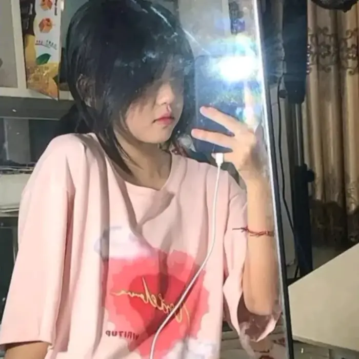 美女头像真人氛围感_美女头像真人可爱