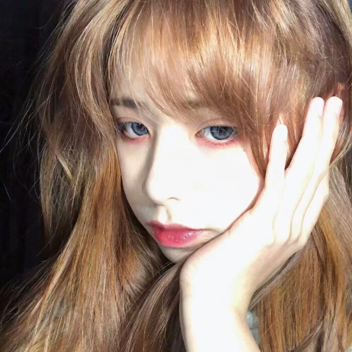 美女壁纸女_美女头像真人职业