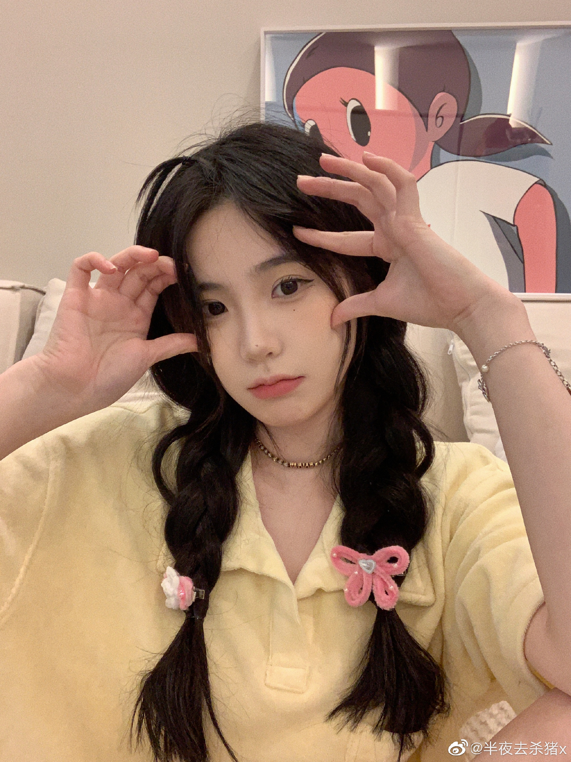 美发女生发型人像_美女头像真人头像高冷