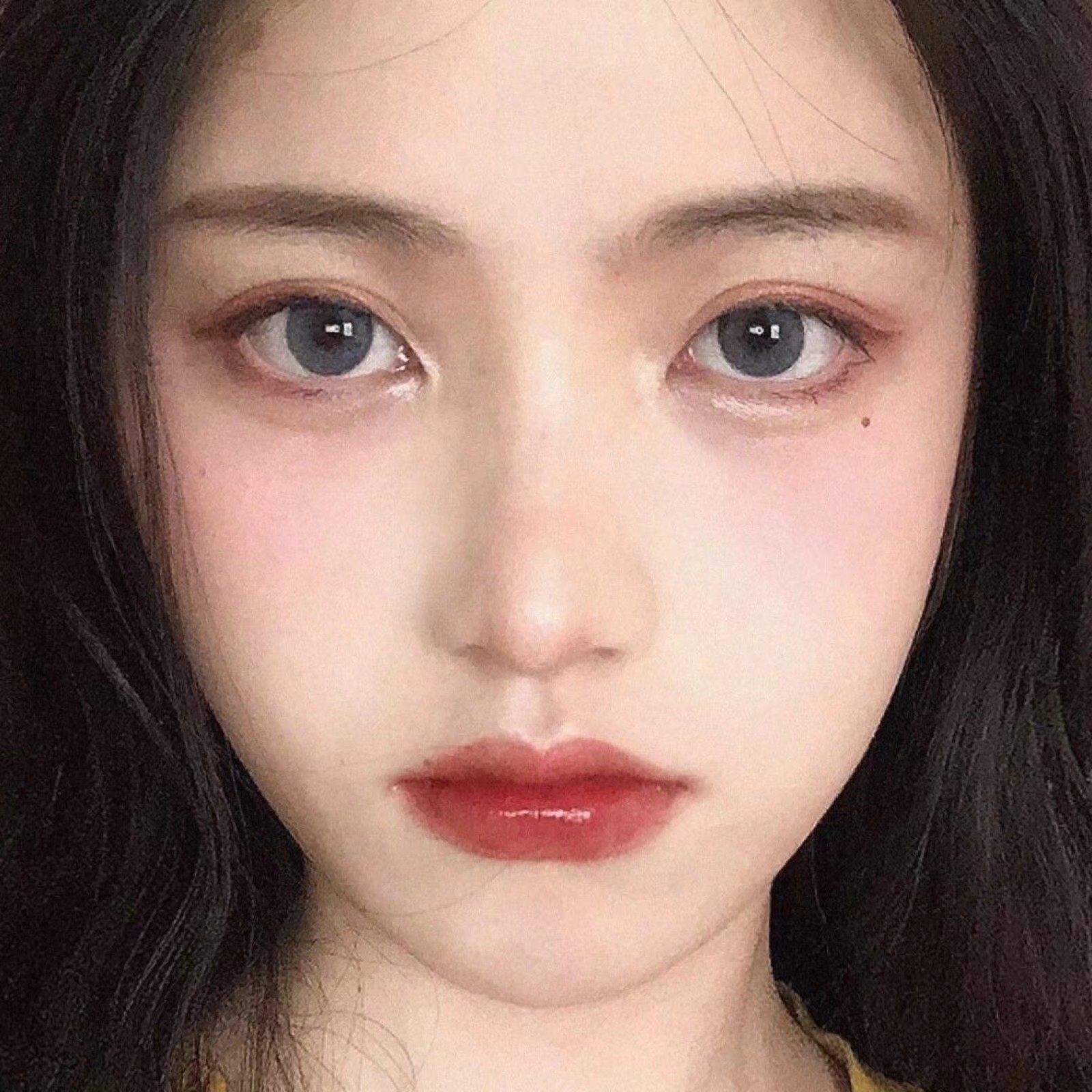 头像小红书搜索_美女照片手机挡脸头像
