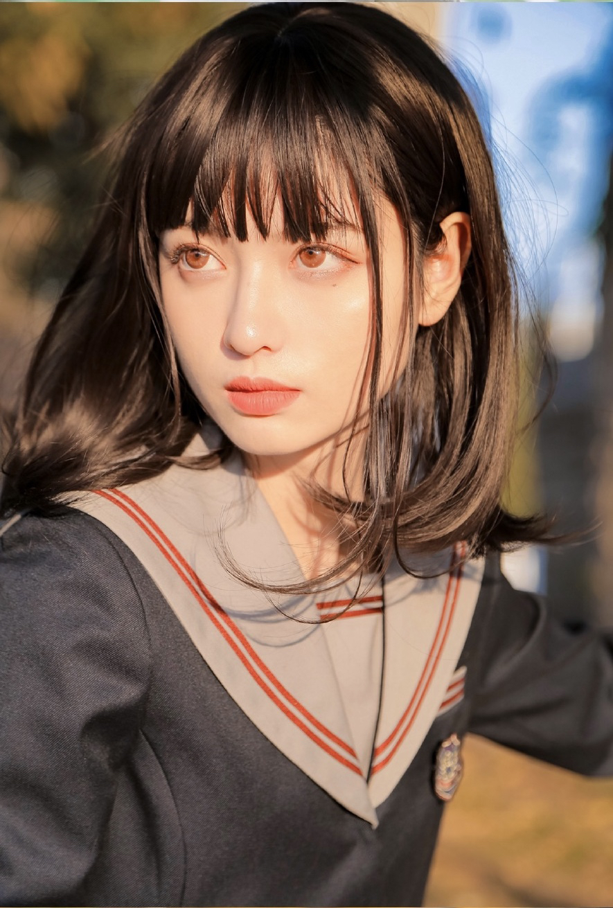 可爱女生漫画微信头像_美女壁纸图片2025最新款