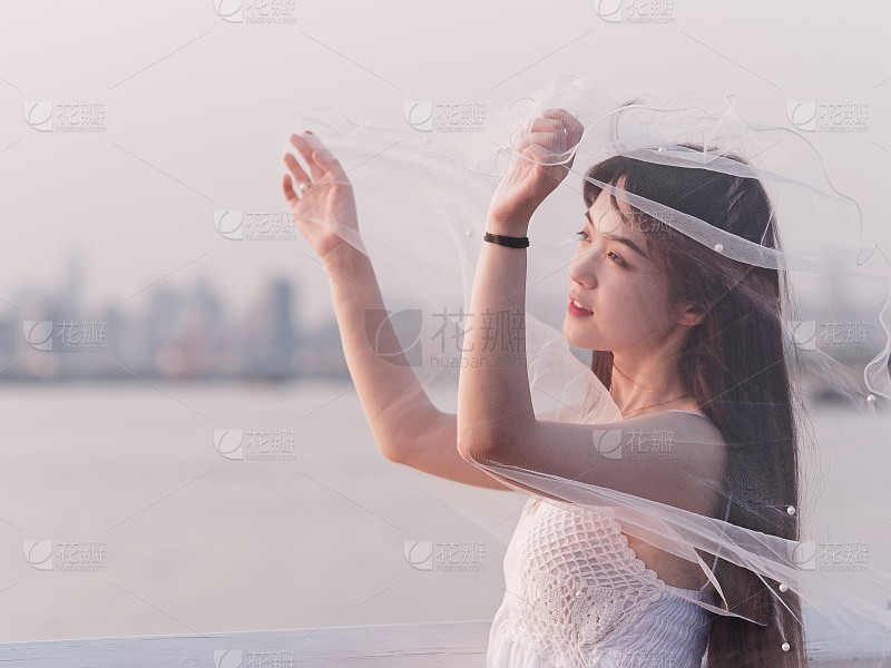 美发广告模特人像图片_美女图片微信头像高清头像