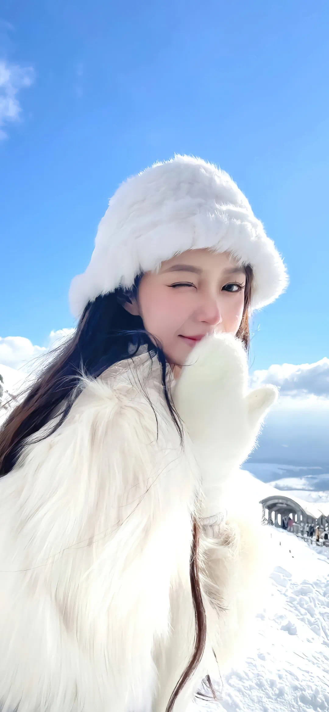 美女照片游泳写真素材_美女图片微信头像高清头像