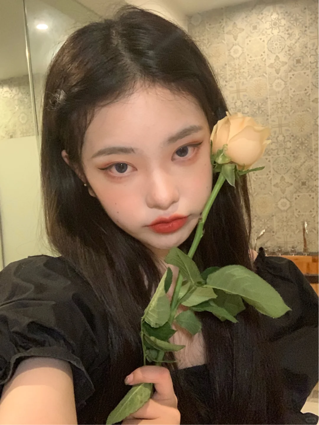 光影头像_美女头像真人