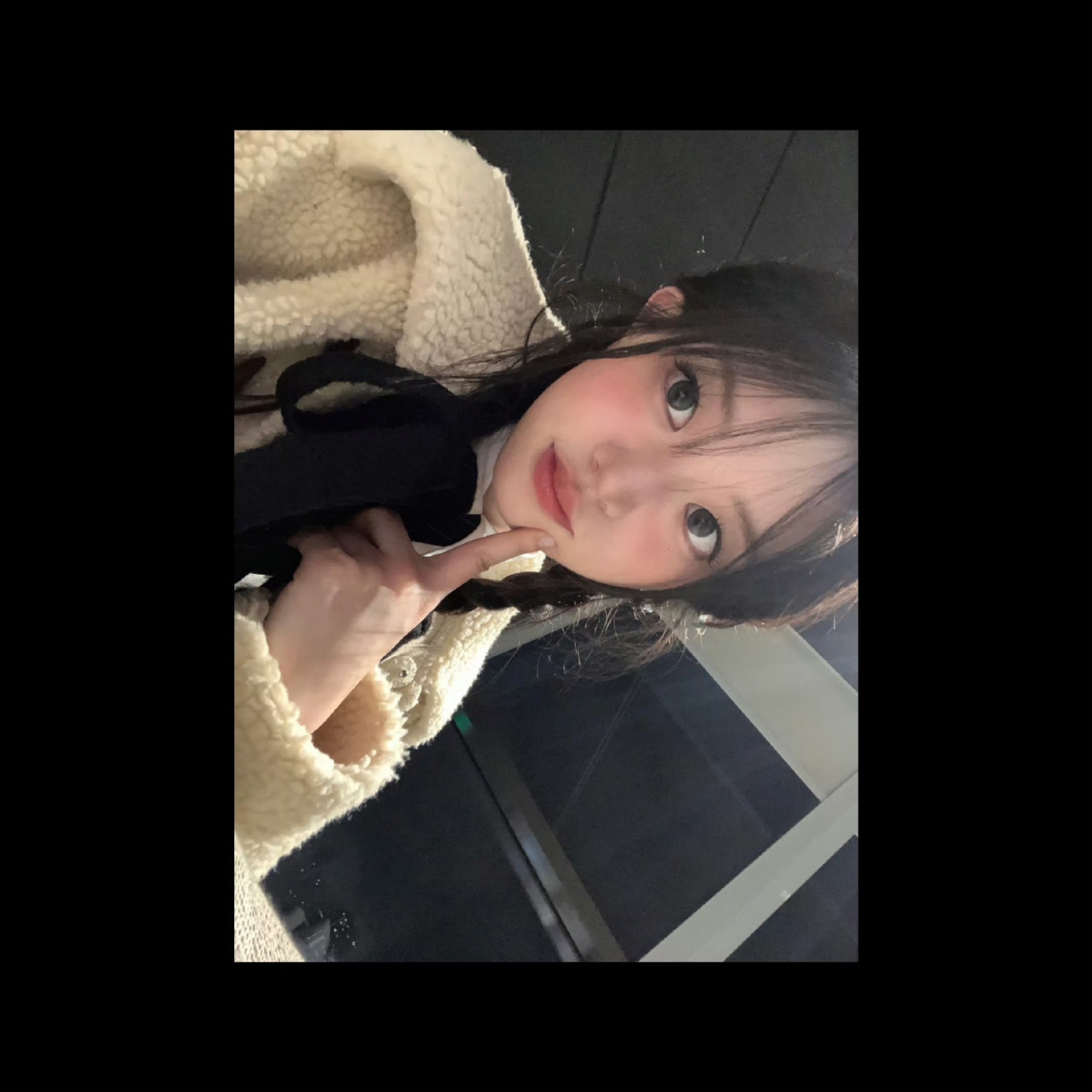 美女壁纸手机壁纸_美女头像一个人