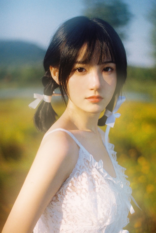 白鹿采集别致的七_美女自拍