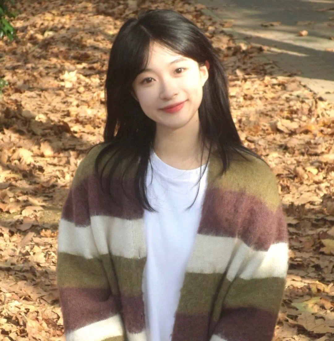 美女图片微信头像真人背影_美女图片微信头像背影酷霸气