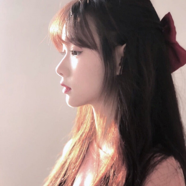 美女壁纸动漫_美女壁纸抖音