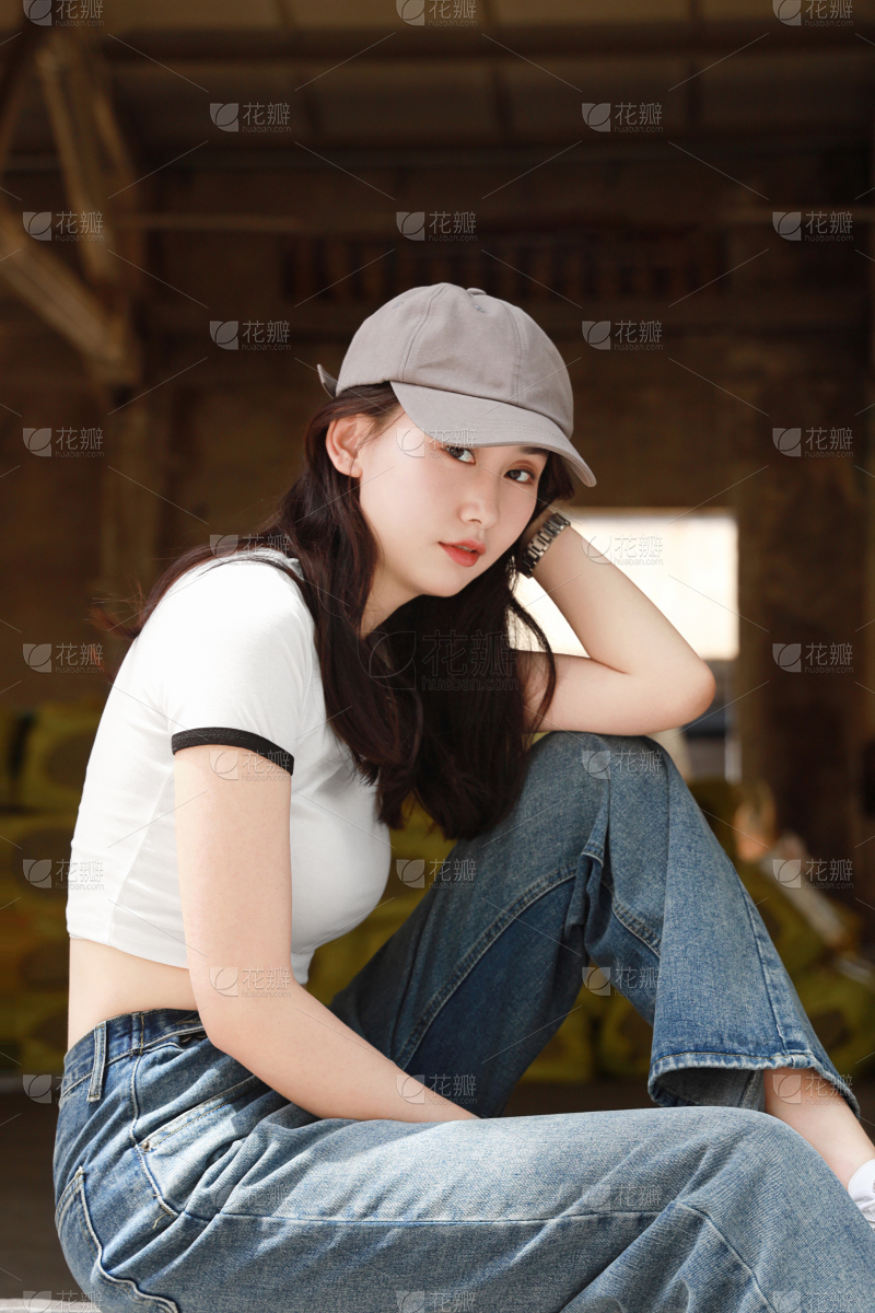滚动图图片_美女头像真人侧脸