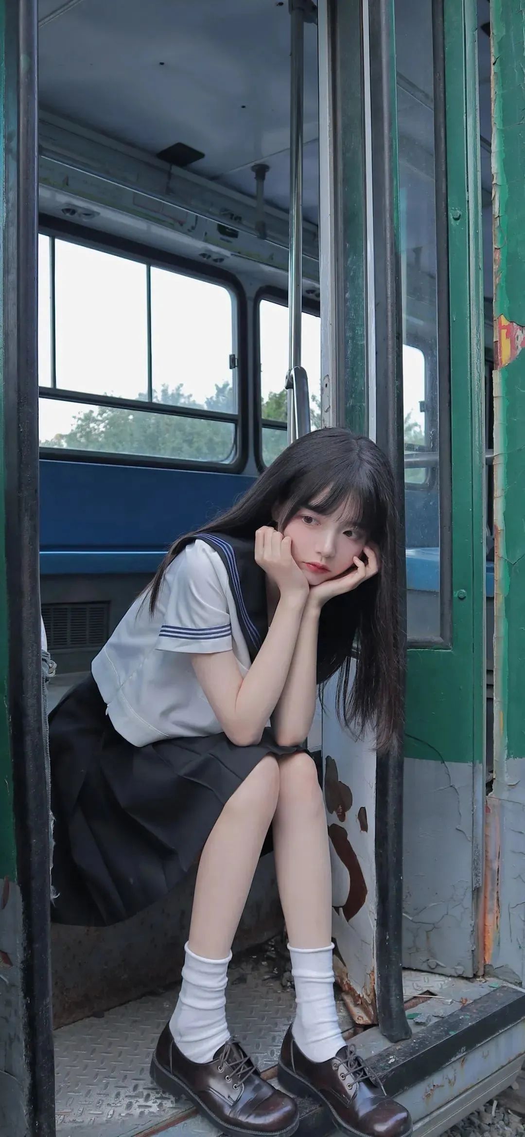 鞠婧祎_美女自拍背影微信头像