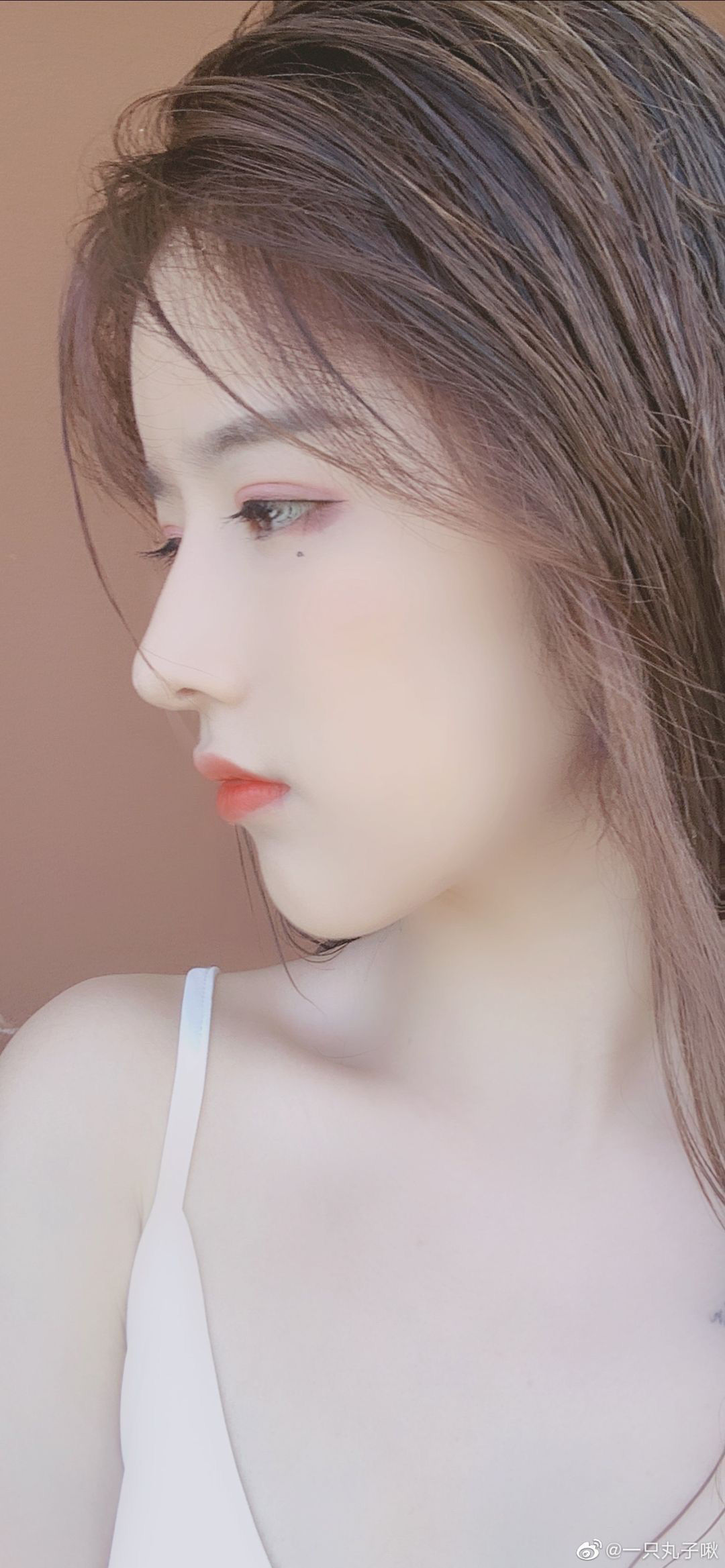 光影头像_美女图片微信头像背影唯美