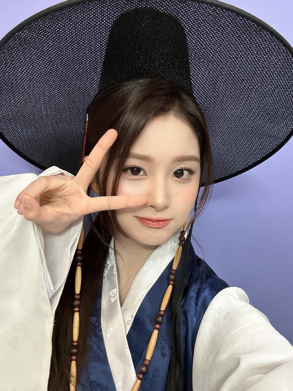 试婚成瘾豪少晚上见美女壁纸4k高清清纯