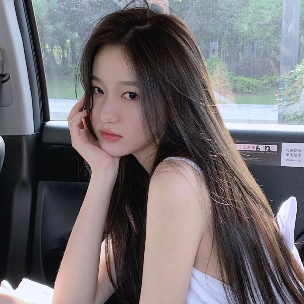 仙女棒坐着使用的图片美女头像真人