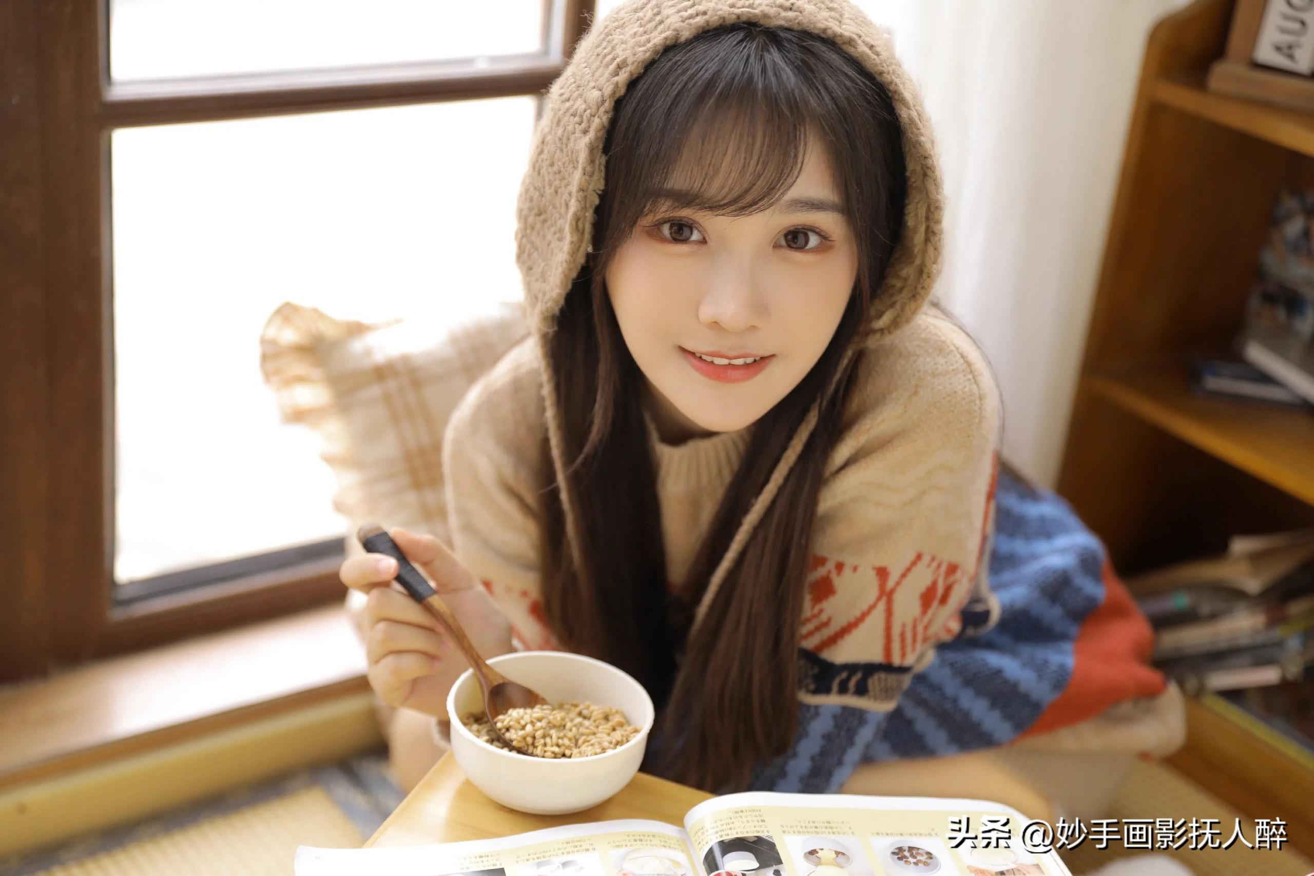 超清美女壁纸撸铁女子今日头条_美女图片微信头像背影唯美