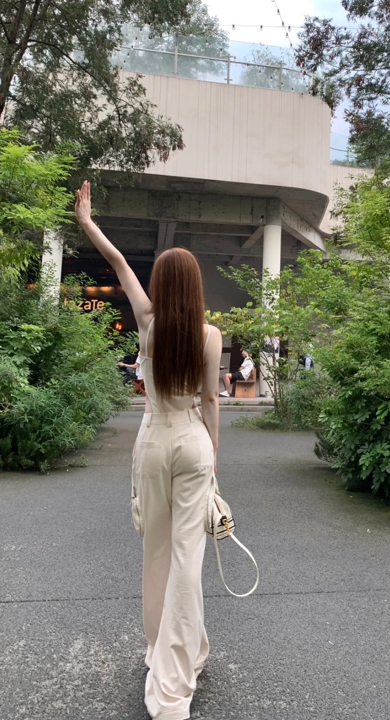 其中包括图片_美女照片