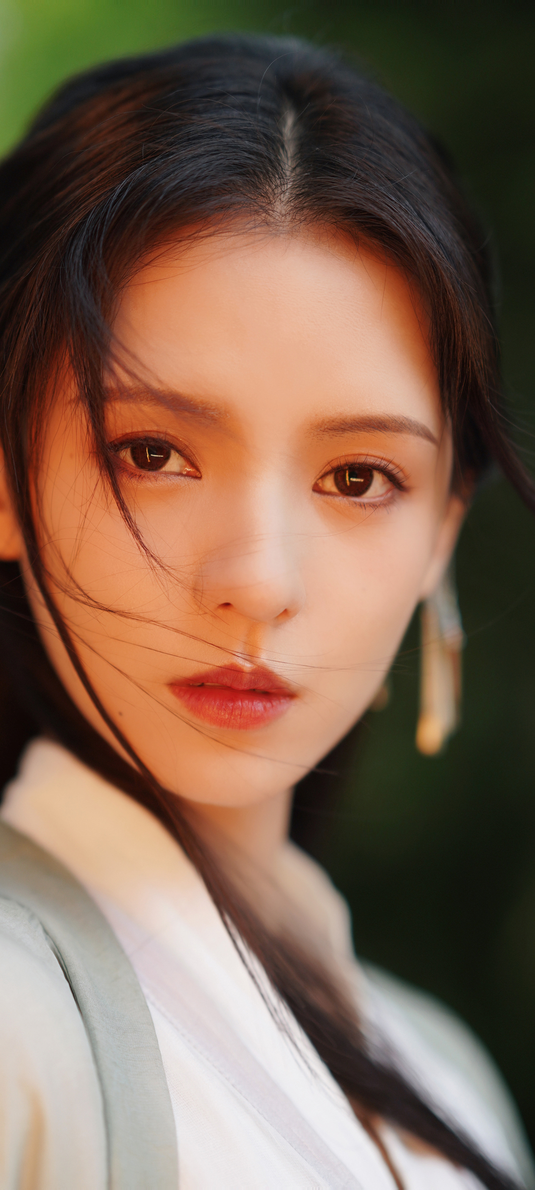 美丽的长发金发_美女图片微信头像真人背影