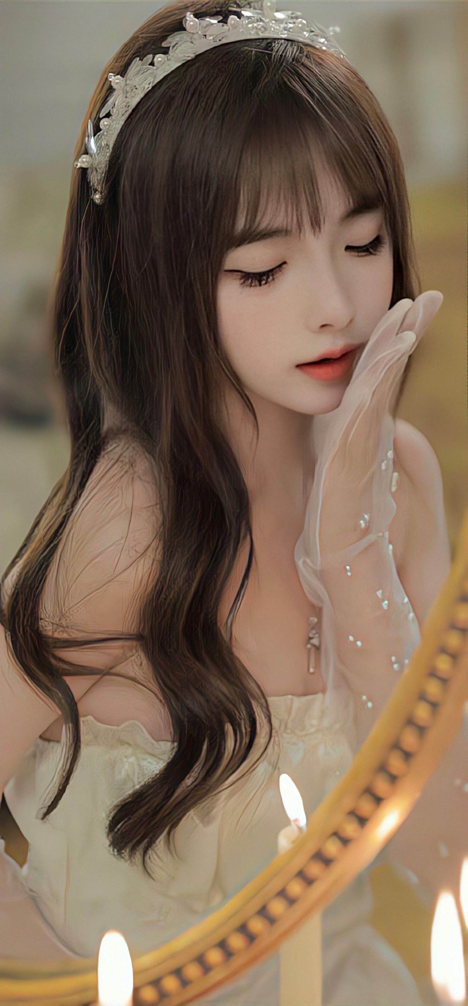 极乐玩偶在线观看美女头像真人头像高清