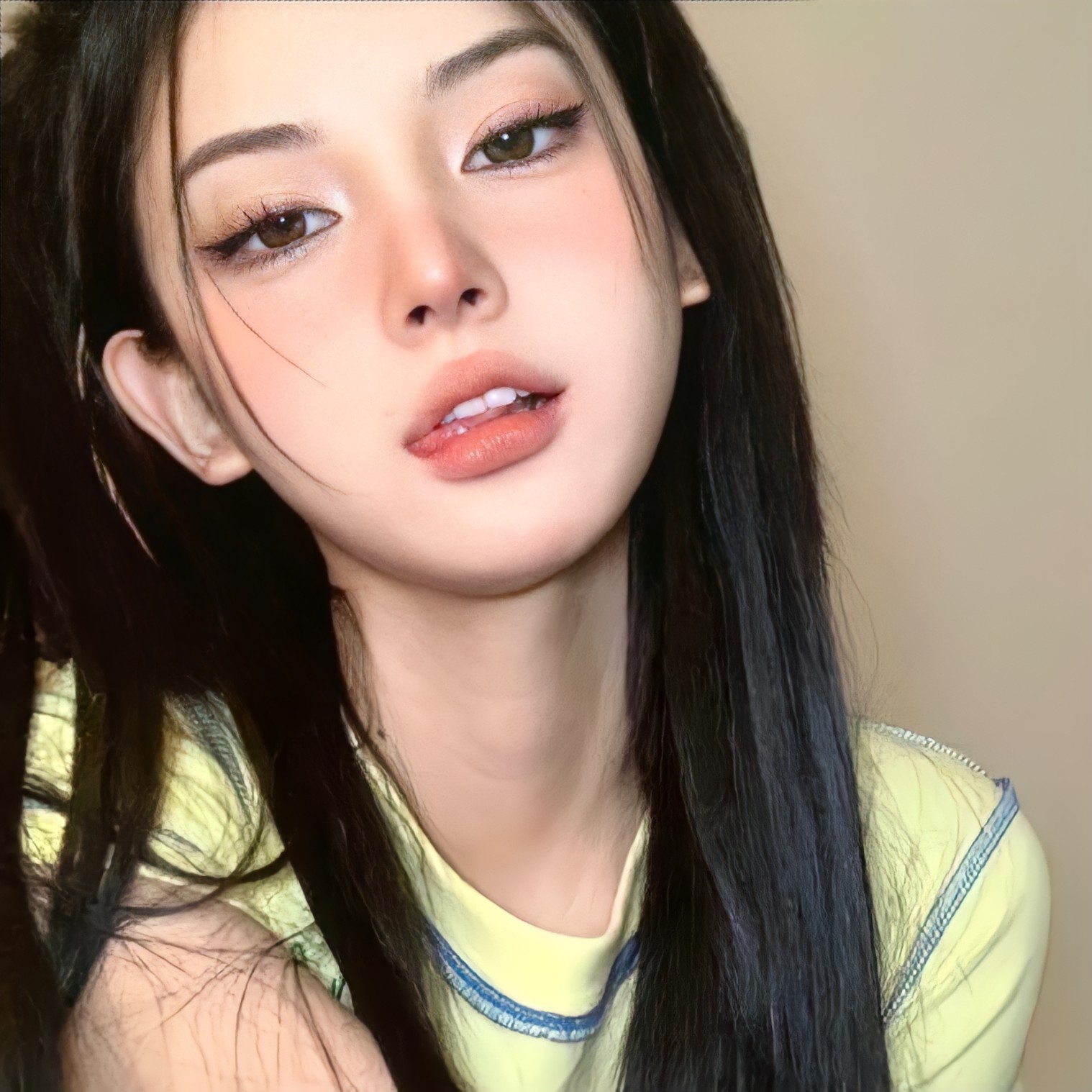 中文字幕欧美美女头像真人甜美