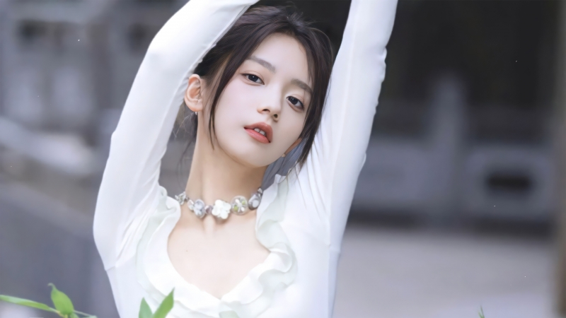 高清美女壁纸_美女自拍背影微信头像
