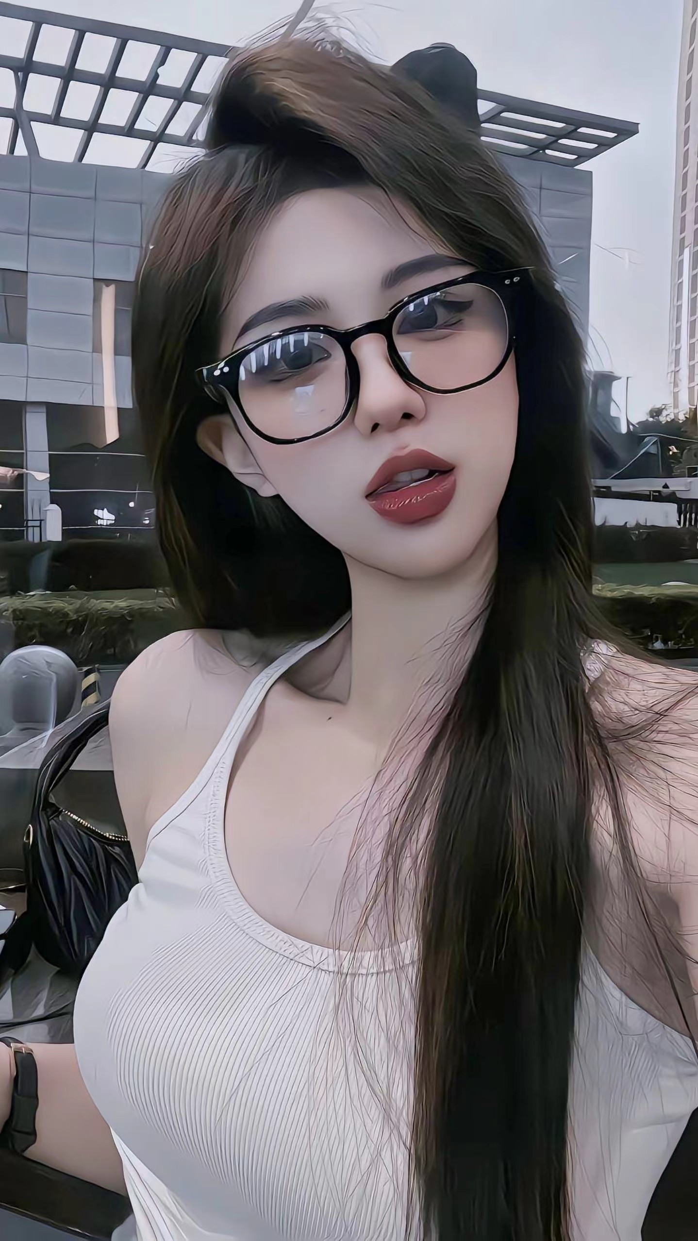 闪电十一人GO2  时空之石美女图片微信头像