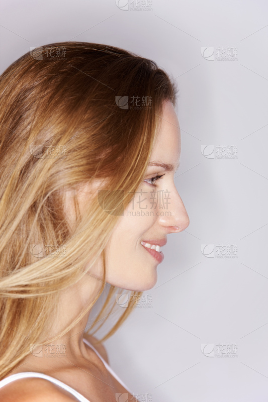 闭着眼睛侧面像妇女问题可爱的仅日本人背景分离岁到岁肖像岁到岁女人_美女头像真人甜美