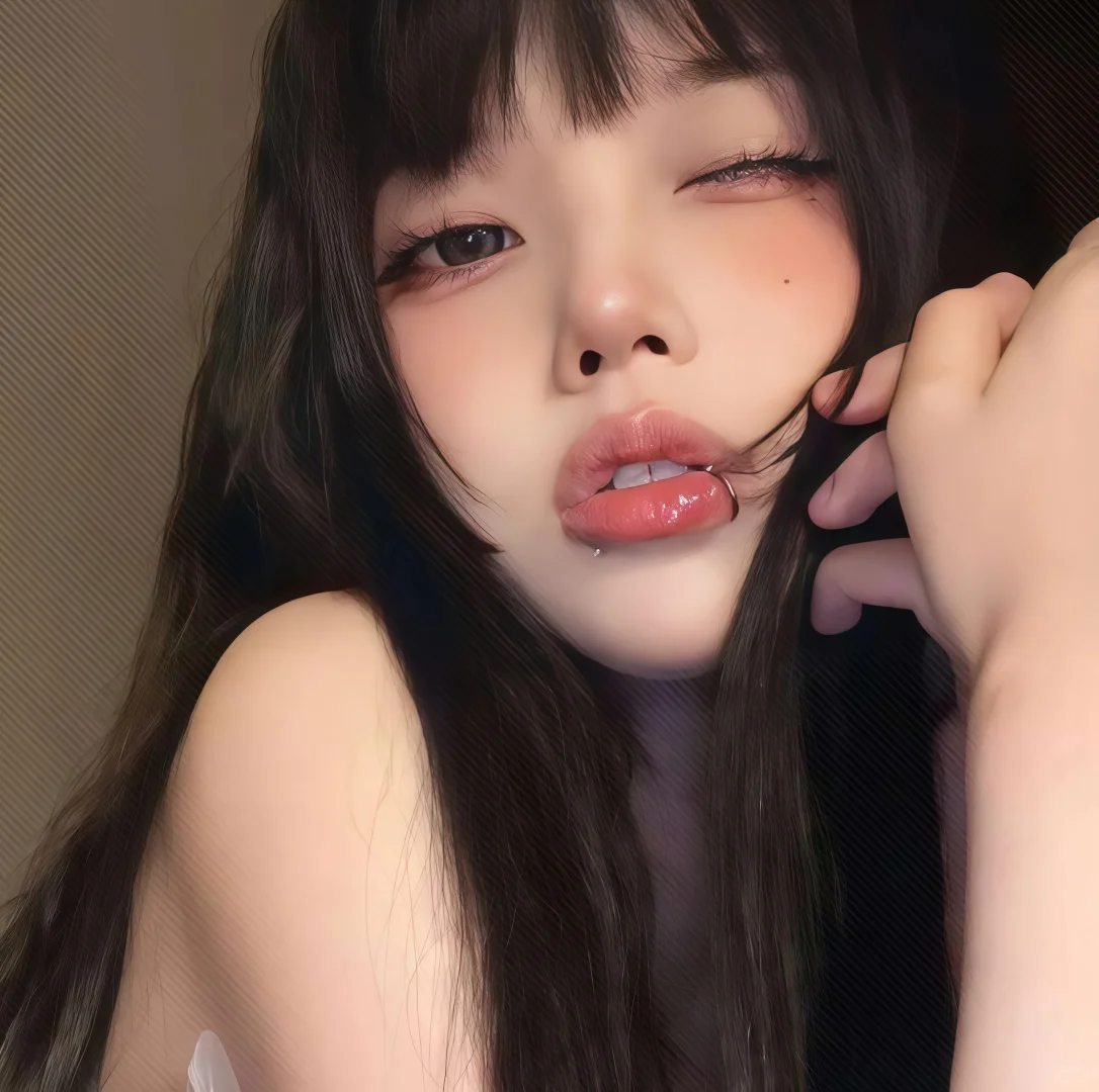 服饰系列实景模特穿着白色海军风衬衫白色衬衫海军风_美女壁纸