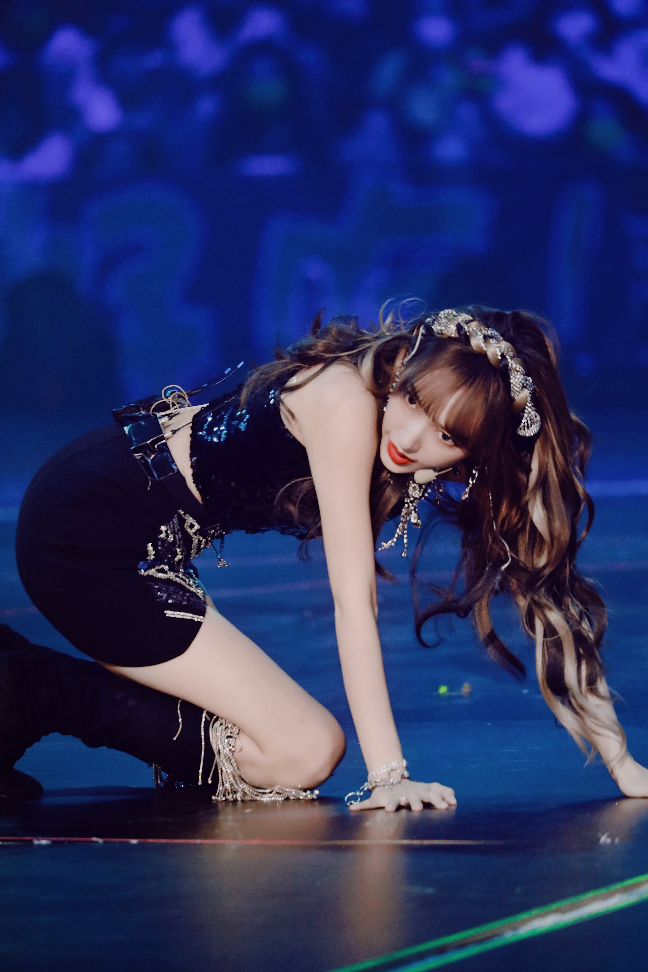 海口跨年主题派对蹦迪毕业典礼跨年夜精彩回顾_美女头像