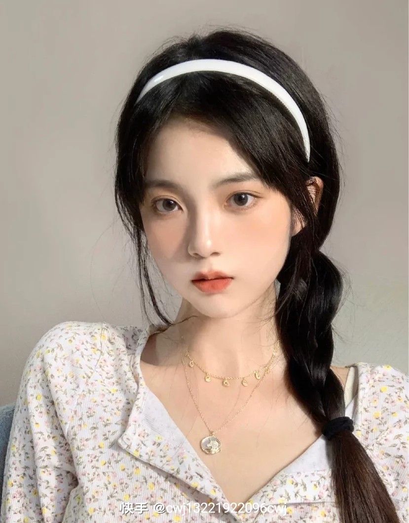 今日份女生头像_美女热舞