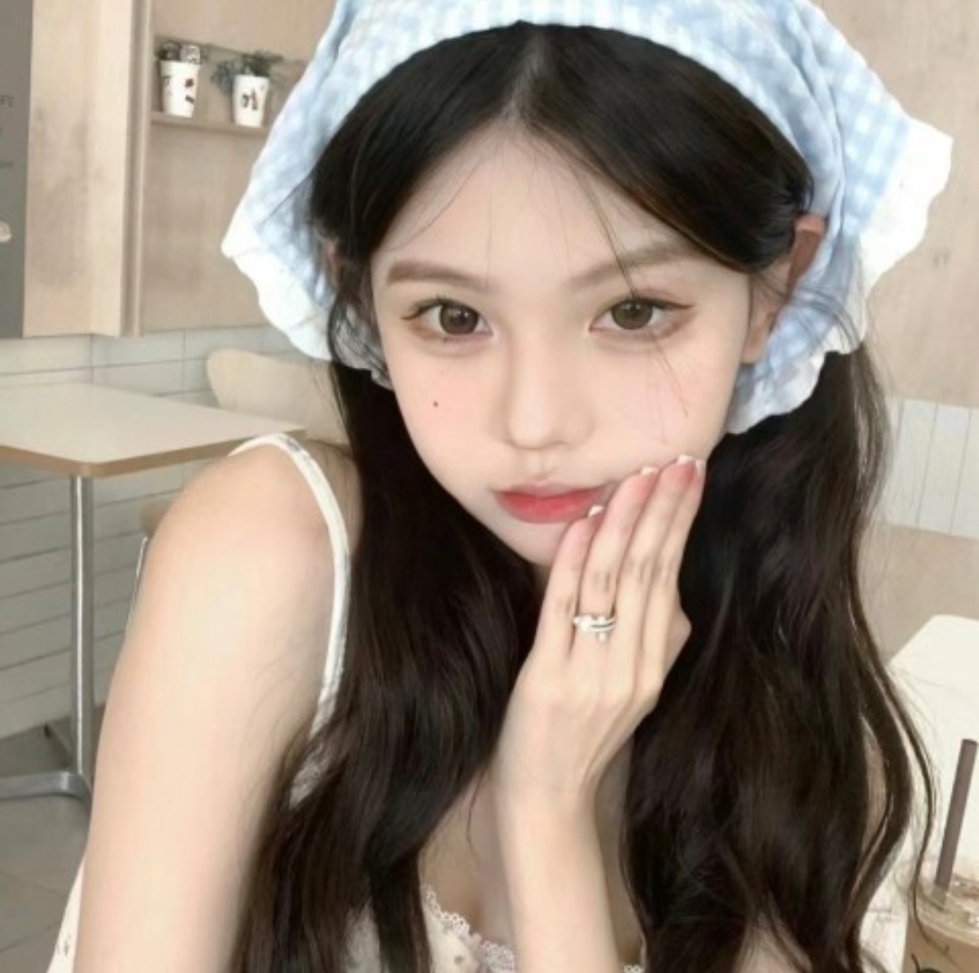 直播间逼脸同框尺度太大美女图片微信头像真人背影