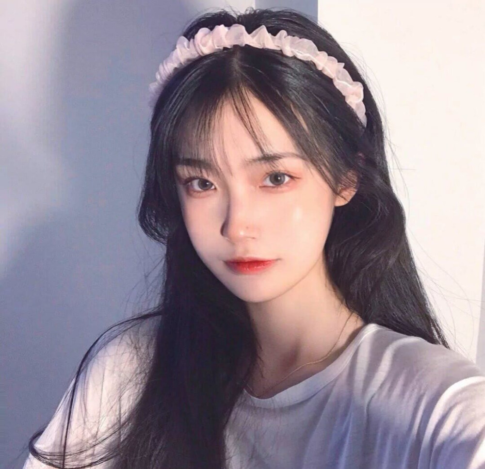 墨茨收集真人古早女头男头头像_美女照片