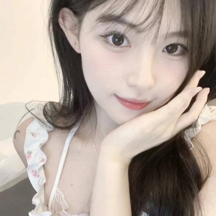 星途叵测泰语版_盛先生的花儿 - 美女头像