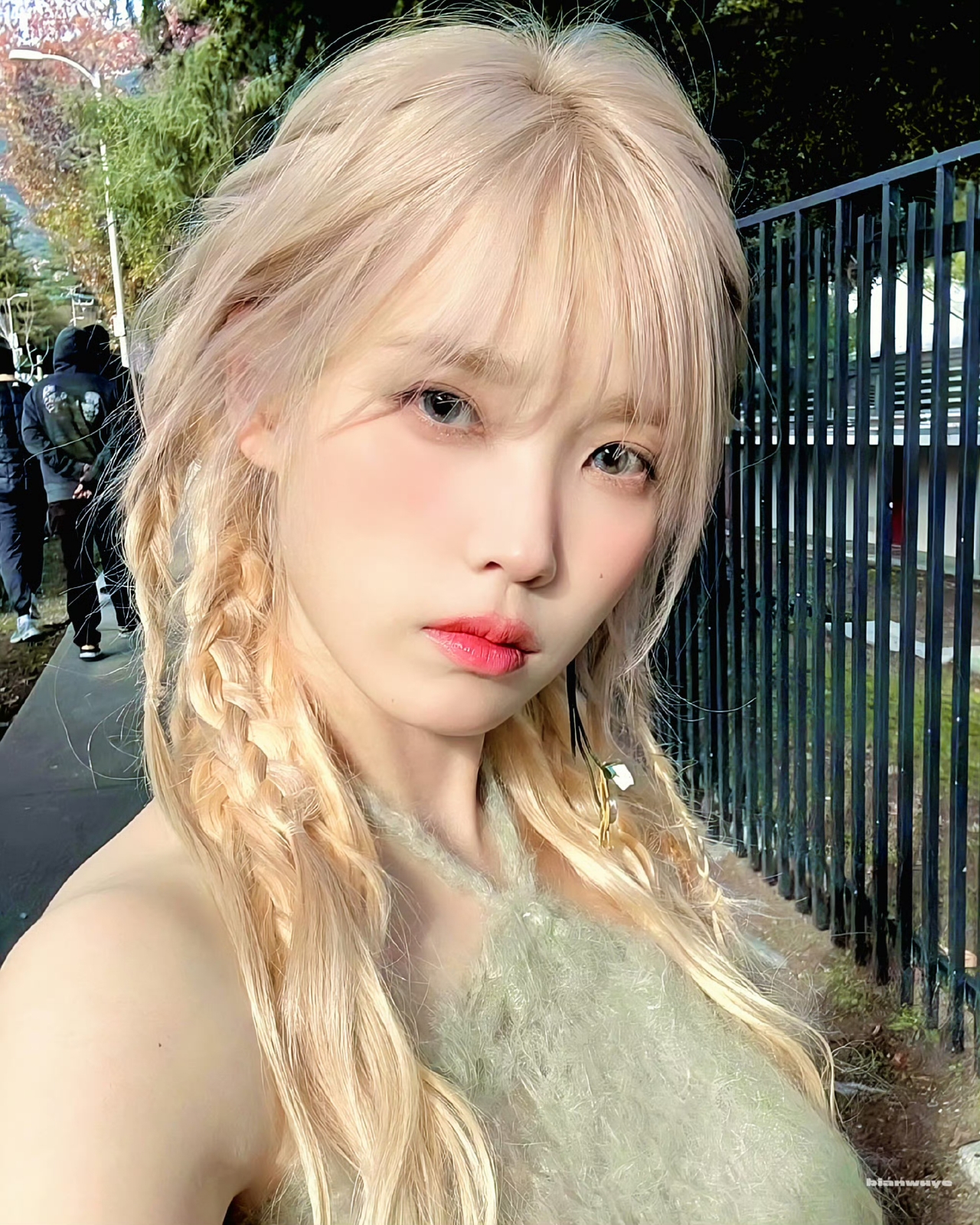 国产JK白丝AV在线播放_国产一级毛片精品A片在线美传媒 - 美女祝福
